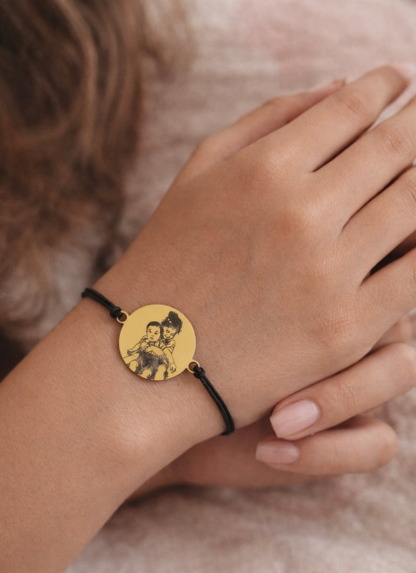 Circular Pendant Cord Bracelet (Free)